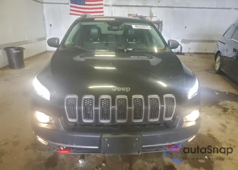 2015 Jeep Cherokee Trailhawk z USA, uszkodzony, nr VIN 1C4PJMBS6FW520243